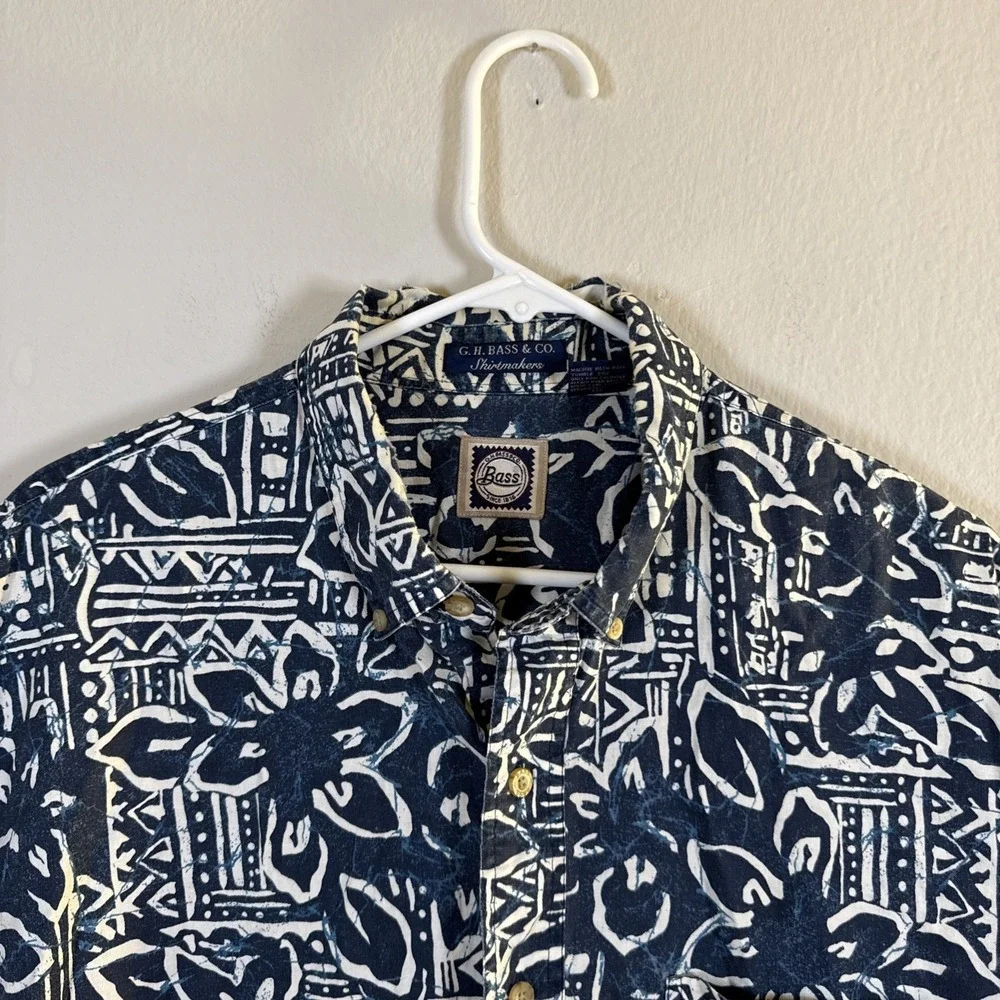 GH Bass Co Men's Short Sleeve Button Up Hawaiian Shirt Large. Vintage Cool‎